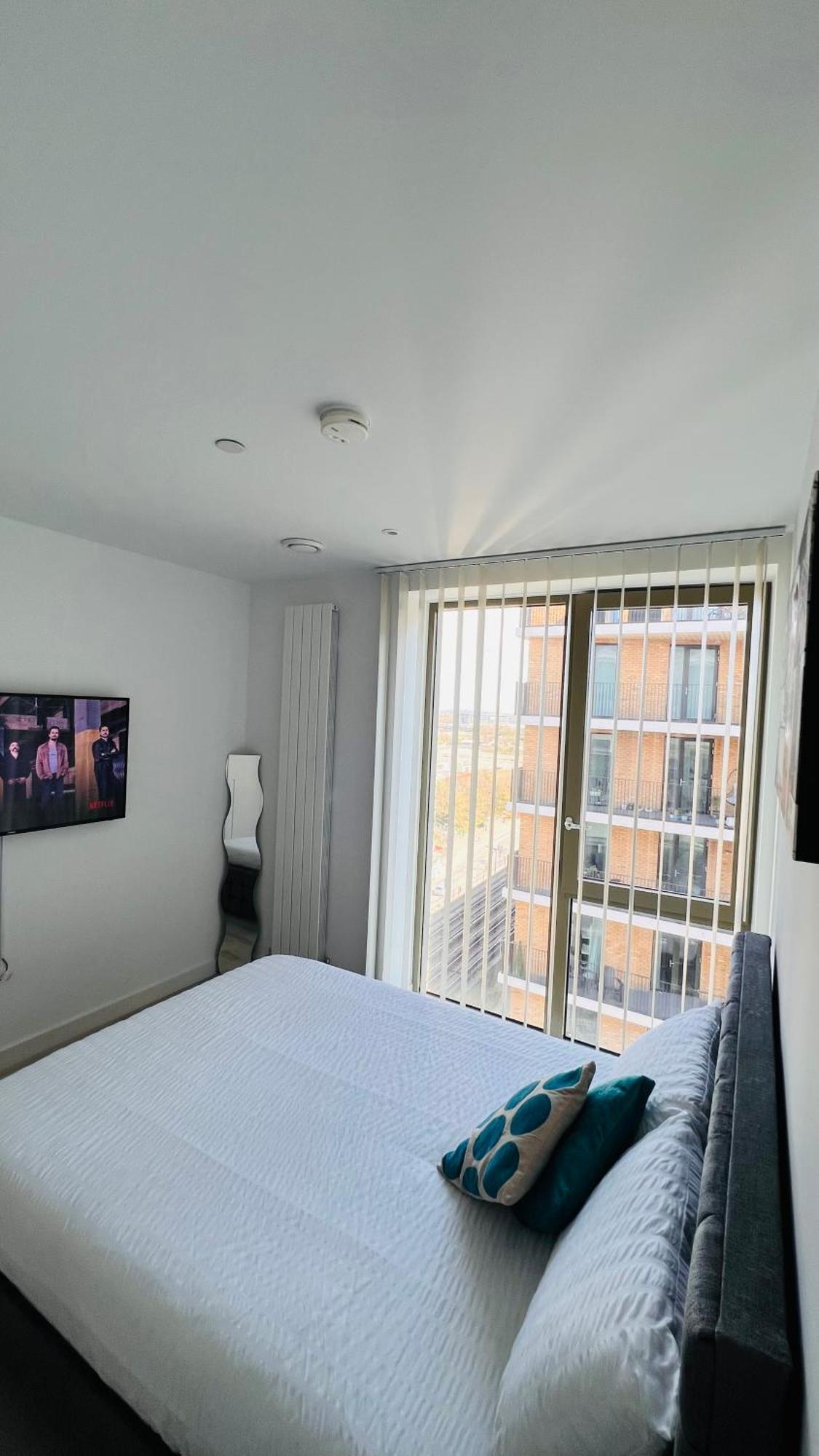 לונדון Lush Living - Double Room With Private Bathroom מראה חיצוני תמונה