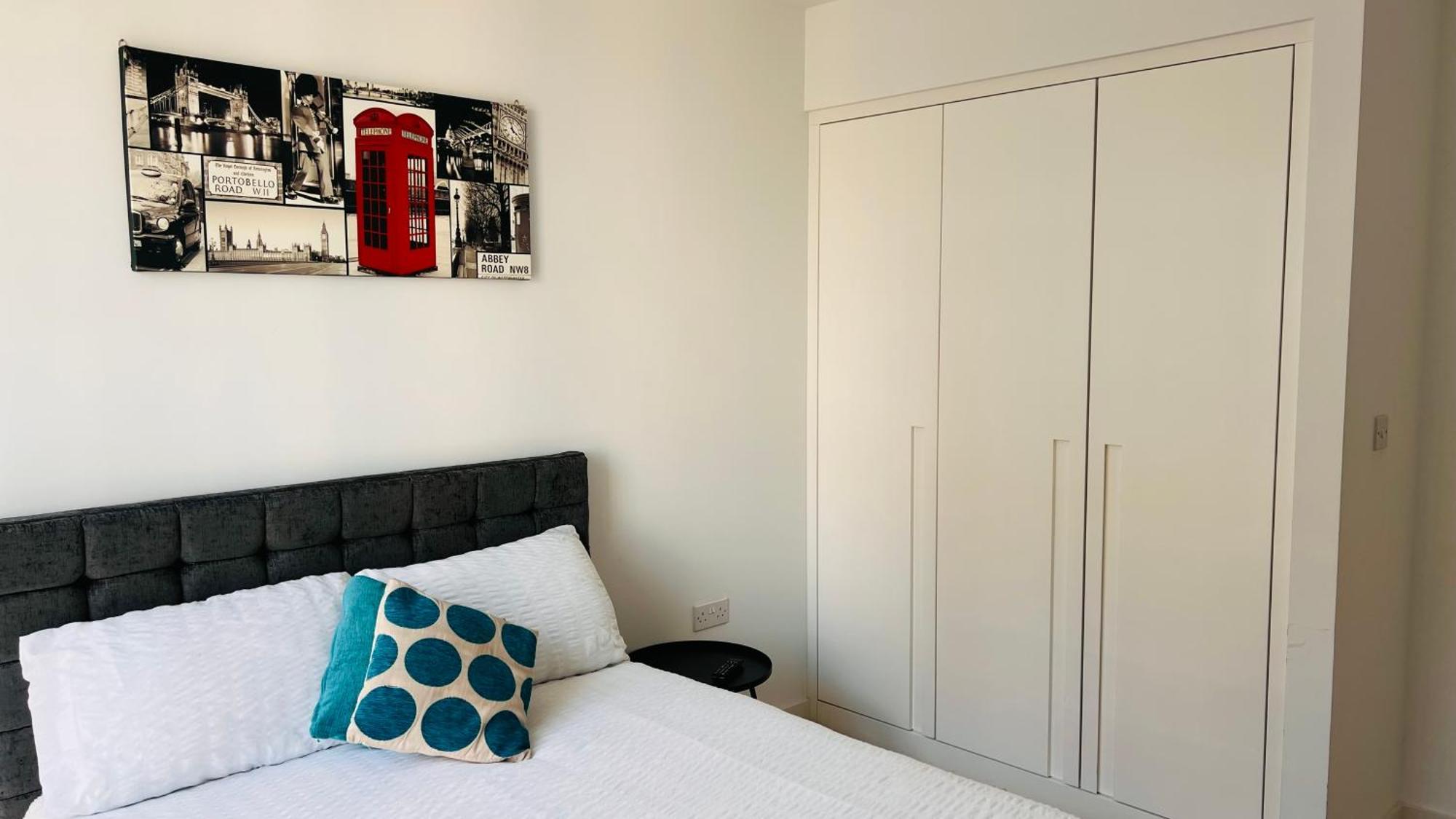 לונדון Lush Living - Double Room With Private Bathroom מראה חיצוני תמונה